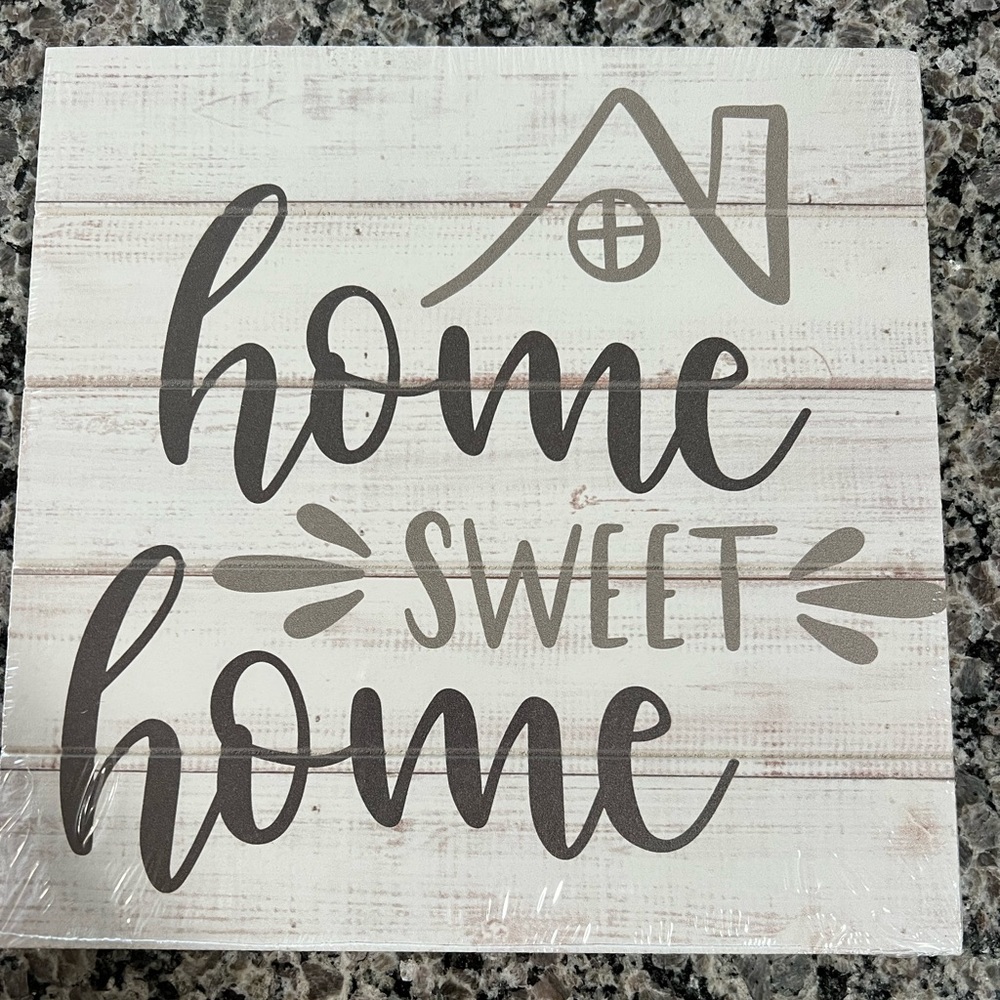Home Sweet Home Wooden Plank Sign
